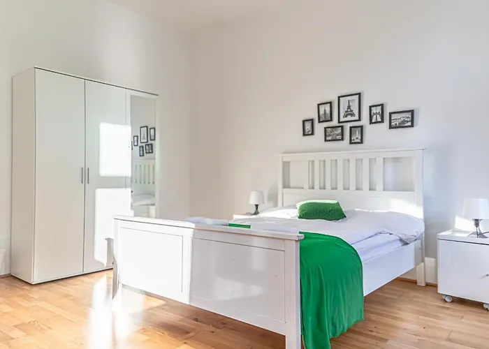Apartment Lovely 3 Private In Shared Near Belvedere Vienna
